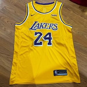 Lakers Jersey